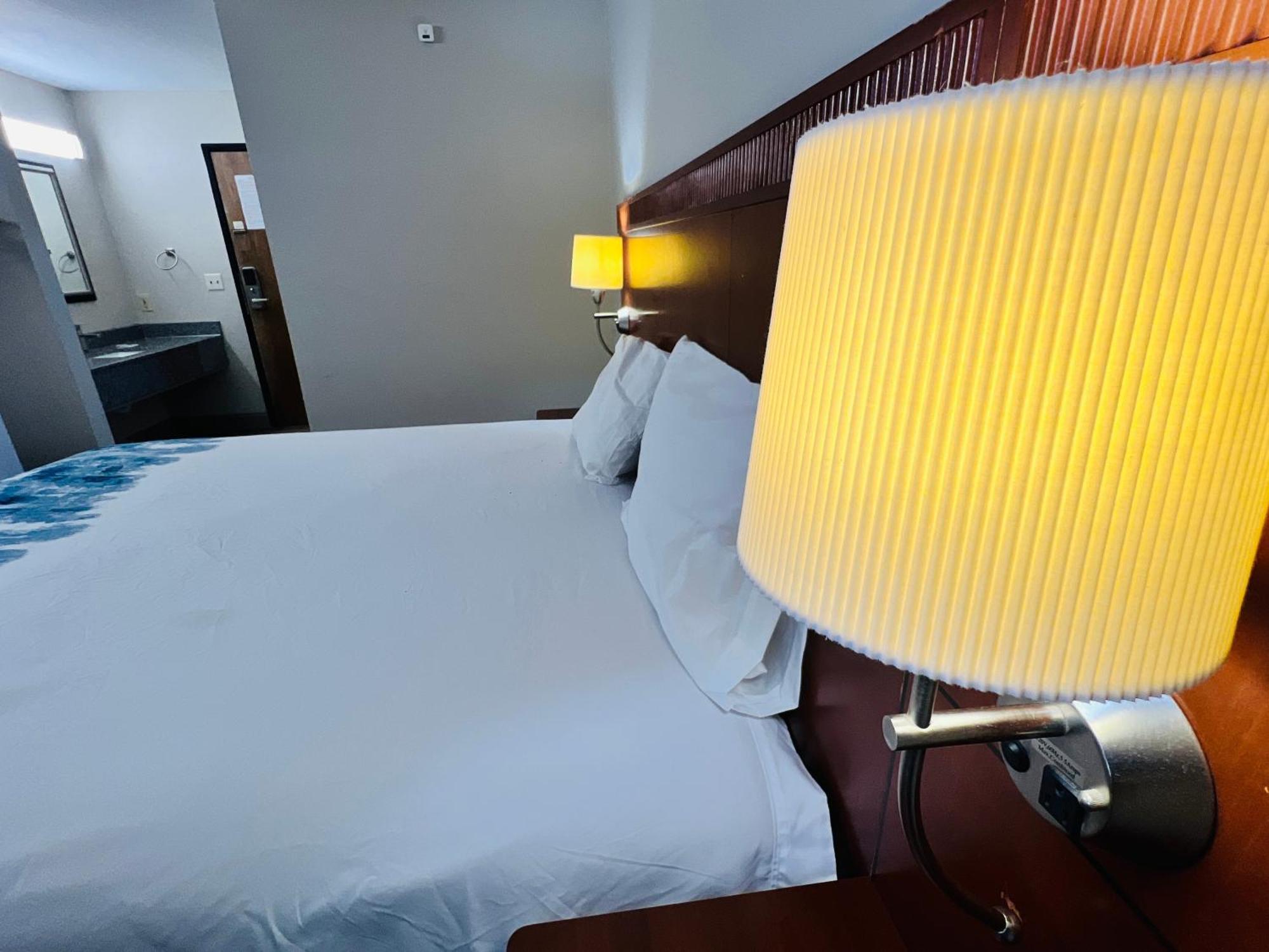 Rosewood Inn By Oyo Union City I-69 Экстерьер фото